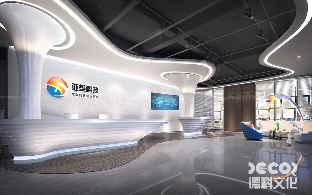 在汽車展廳裝修中，如何合理利用空間以展示更多車輛？