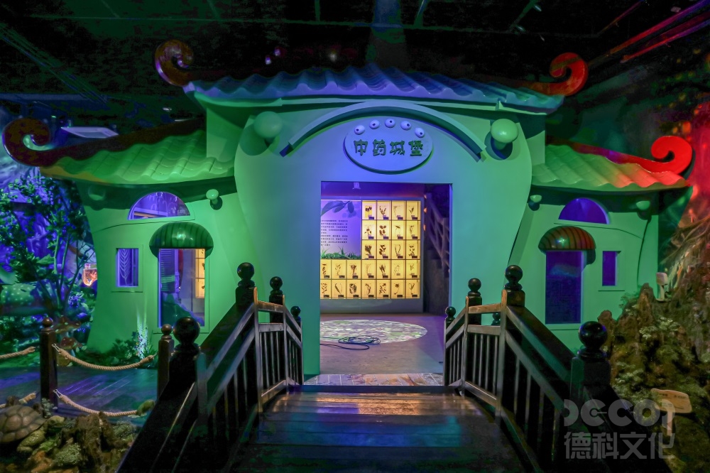 如何在自然展館設(shè)計中應(yīng)用虛擬現(xiàn)實技術(shù)